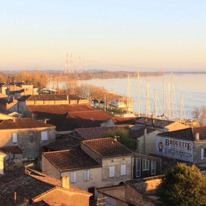 bourg-sur-gironde-village