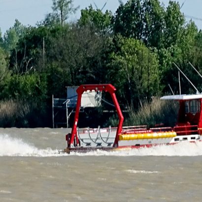 Bourg-gironde-estuaire-bateau